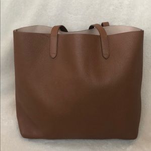Cuyana classic structured leather tote